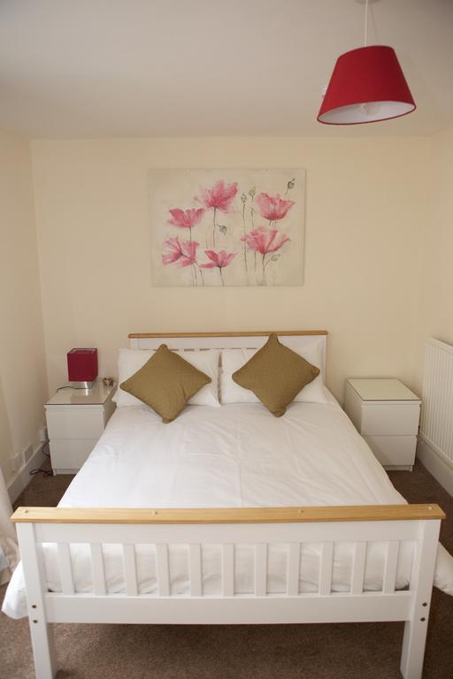 Bristol Serviced Lets - 152/154 Bath Road 部屋 写真