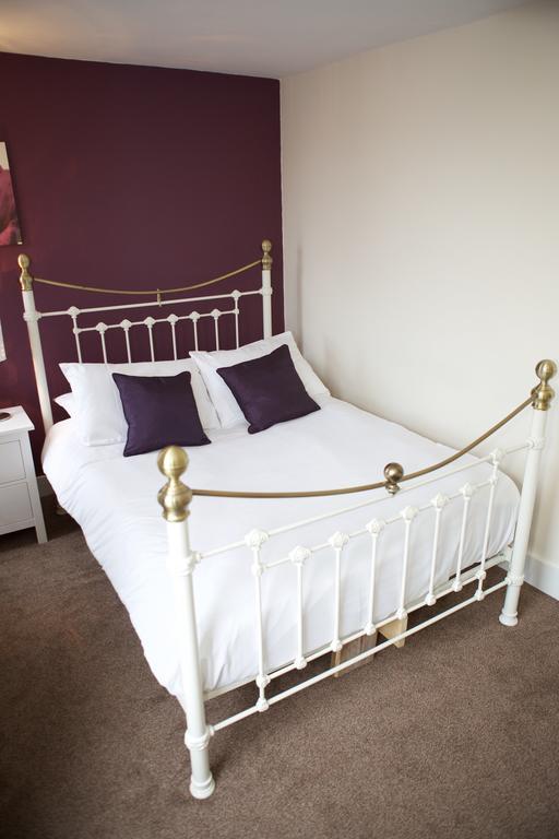 Bristol Serviced Lets - 152/154 Bath Road 部屋 写真